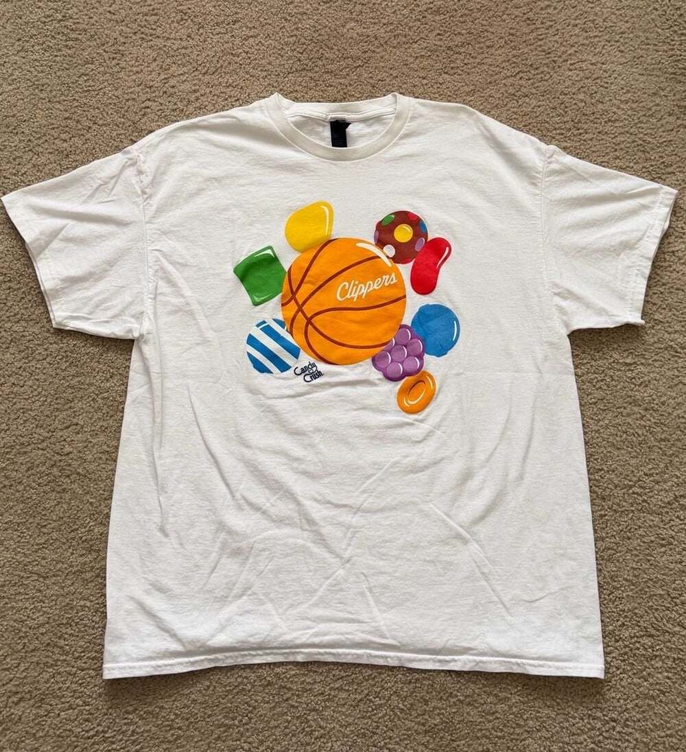 LA Clippers x Candy Crush Saga Basketball Graphic T-Shirt Size XL